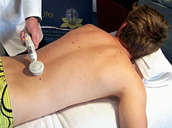 coMra Delta Therapy with Magda Werecka at refresh and revive